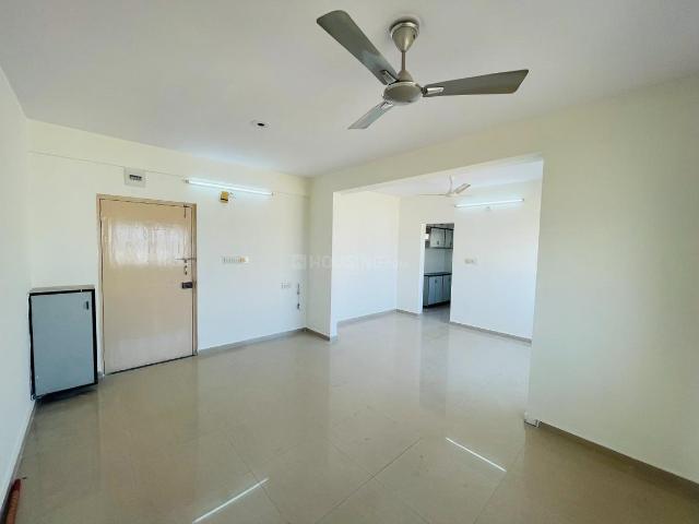 2 BHK Apartment in Prahlad Nagar for rent Ahmedabad. The reference number is 18807944