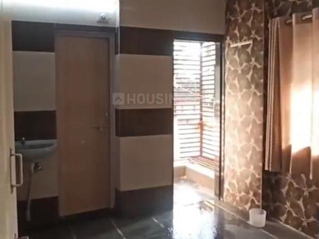 2 BHK Apartment in Prahlad Nagar for rent Ahmedabad. The reference number is 19632830