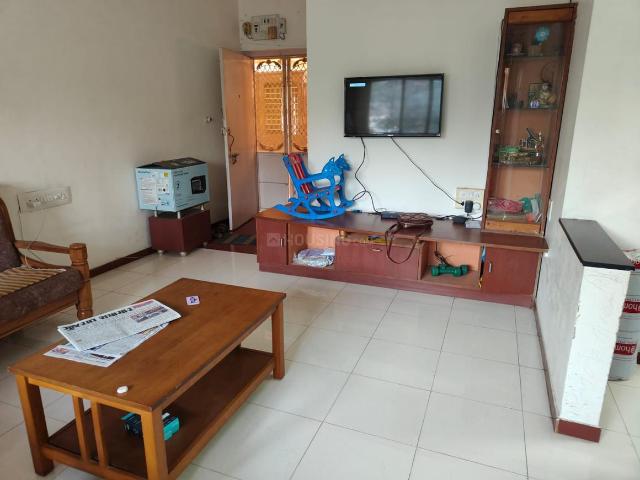 2 BHK Apartment in Prahlad Nagar for rent Ahmedabad. The reference number is 19721705