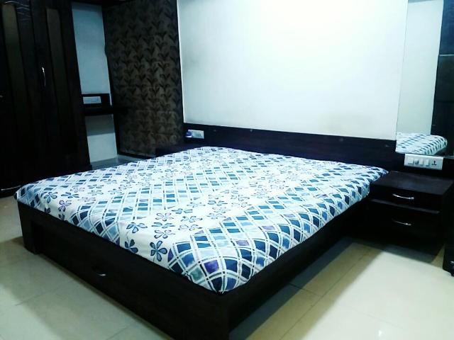 2 BHK Apartment in Prahlad Nagar for rent Ahmedabad. The reference number is 20145741