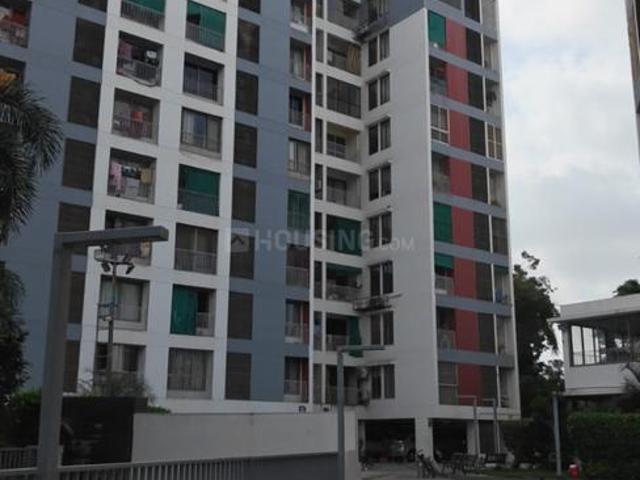 2 BHK Apartment in Prahlad Nagar for rent Ahmedabad. The reference number is 21162128