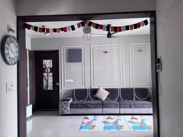 2 BHK Apartment in Prahlad Nagar for resale Ahmedabad. The reference number is 21112861