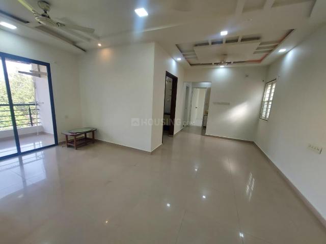 2 BHK Apartment in Prahlad Nagar for resale Ahmedabad. The reference number is 21123992