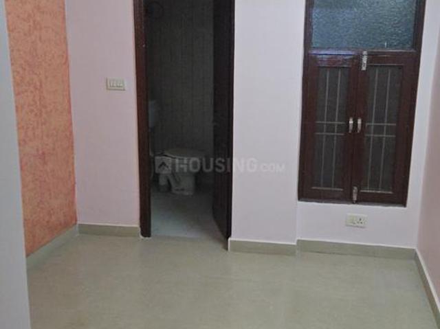 2 BHK Apartment in Pratap Vihar for resale Ghaziabad. The reference number is 19791223
