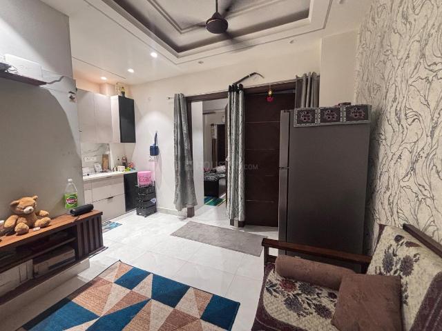 2 BHK Apartment in Pratap Vihar for resale Ghaziabad. The reference number is 20318468