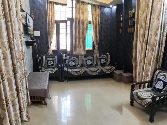 2 BHK Apartment in Pratap Vihar for resale Ghaziabad. The reference number is 21352620