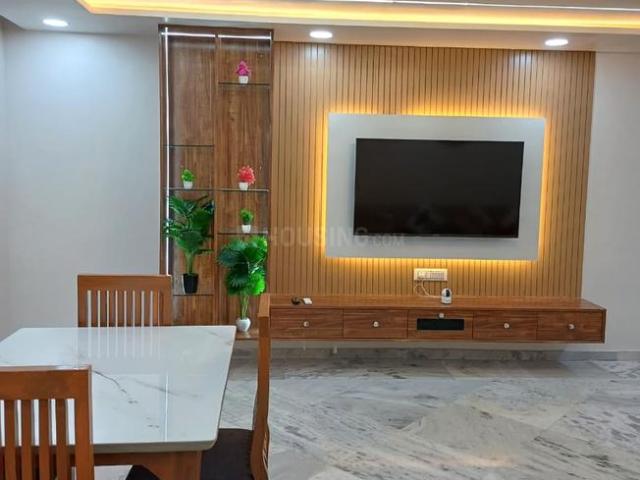 2 BHK Apartment in Pratapgunj for rent Vadodara. The reference number is 20587185