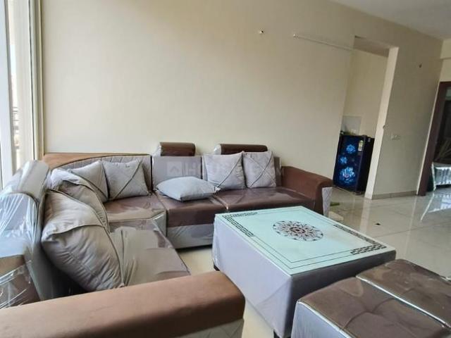 2 BHK Apartment in Preet Colony for rent Zirakpur. The reference number is 20159930