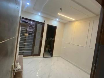 2 BHK Apartment in Preet Colony for resale Zirakpur. The reference number is 18931642
