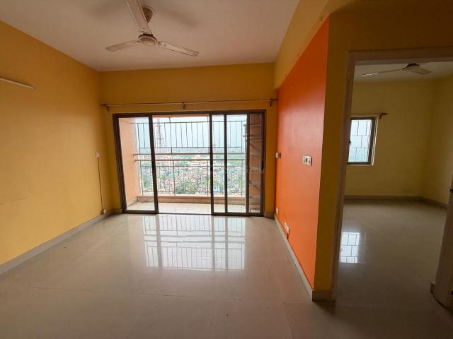 2 BHK Apartment in Prince Anwar Shah Connector for rent Kolkata. The reference number is 20655009