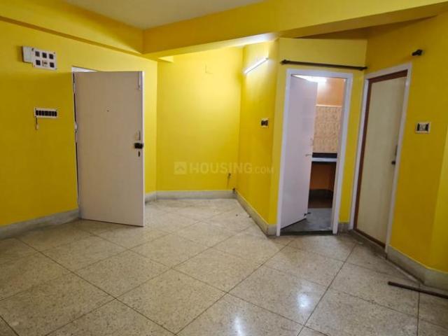2 BHK Apartment in Prince Anwar Shah Connector for rent Kolkata. The reference number is 20007441