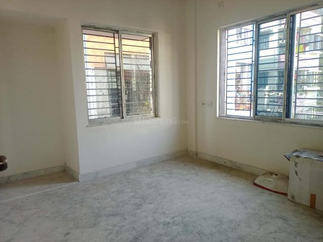 2 BHK Apartment in Prince Anwar Shah Connector for resale Kolkata. The reference number is 20924930