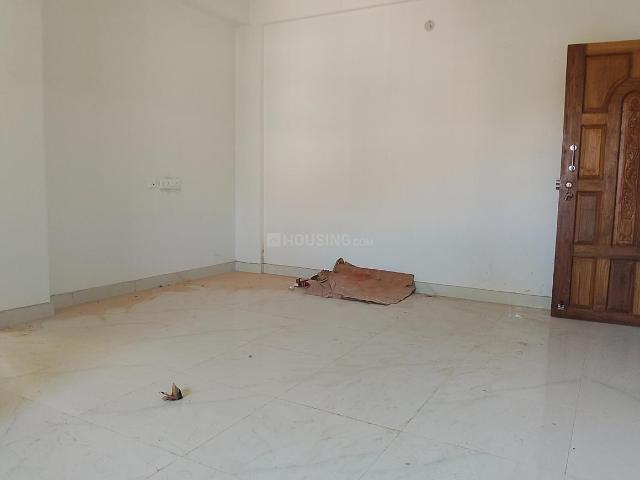2 BHK Apartment in Prince Anwar Shah Connector for resale Kolkata. The reference number is 21380167