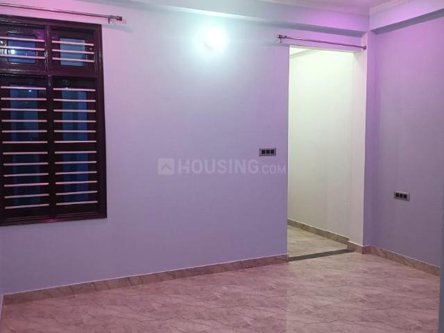 2 BHK Apartment in Punjabi Colony for rent Etawah. The reference number is 20684414