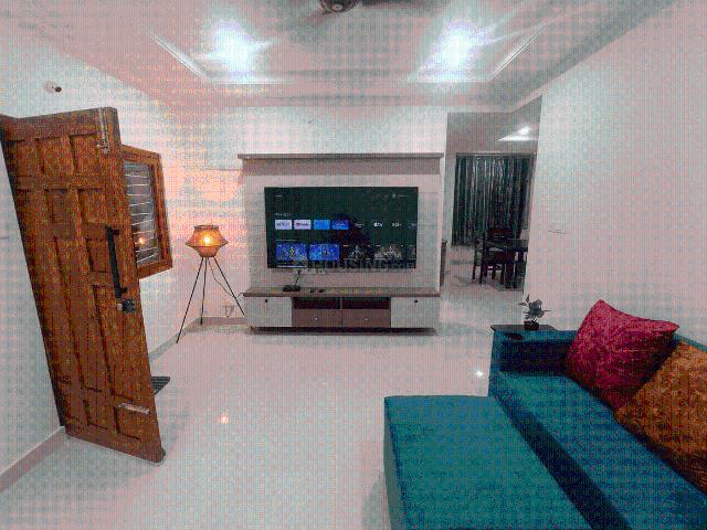 2 BHK Apartment in Puppalaguda for rent Hyderabad. The reference number is 21290964