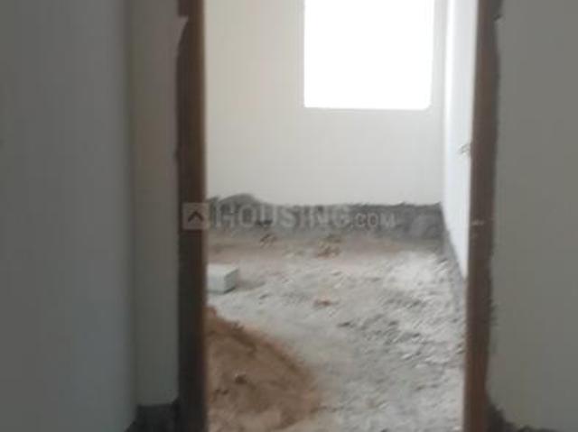 2 BHK Apartment in Puppalaguda for resale Hyderabad. The reference number is 20608350