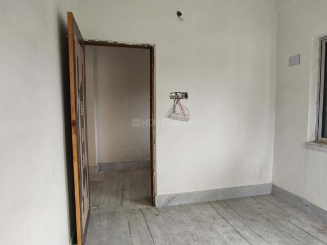 2 BHK Apartment in Purba Barisha for resale Kolkata. The reference number is 20642112