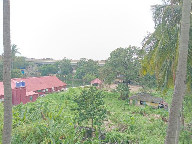 2 BHK Apartment in Purba Barisha for resale Kolkata. The reference number is 20947881