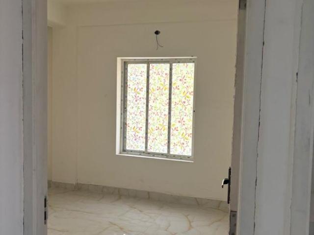 2 BHK Apartment in Purba Putiary for rent Kolkata. The reference number is 19613356