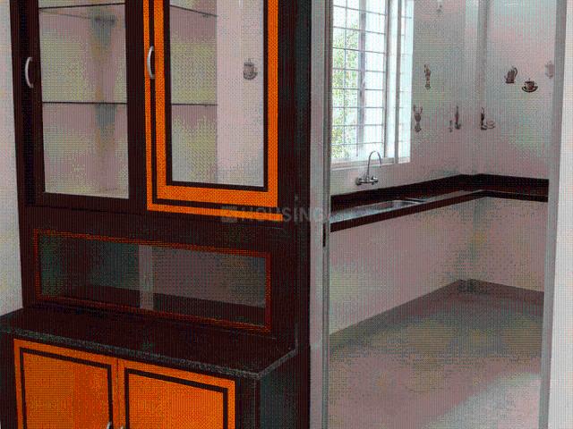 2 BHK Apartment in Purbalok for resale Kolkata. The reference number is 20763004