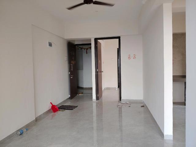 2 BHK Apartment in Pushpak Nagar for resale Navi Mumbai. The reference number is 21272583
