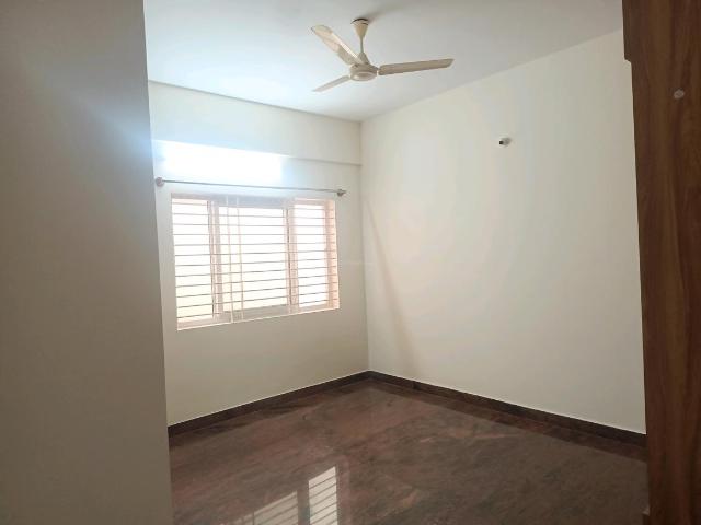 2 BHK Apartment in RMV Extension Stage 2 for rent Bengaluru. The reference number is 21301490