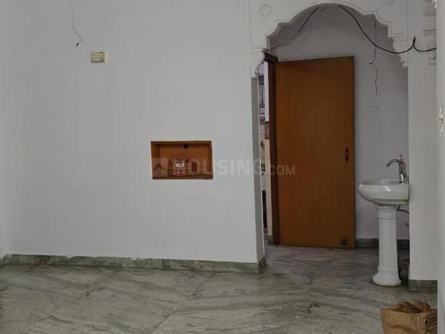 2 BHK Apartment in Kidwai Nagar for rent Kanpur. The reference number is 20741155