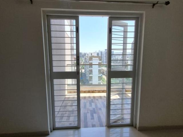 2 BHK Apartment in Ravet for rent Pune. The reference number is 19824905