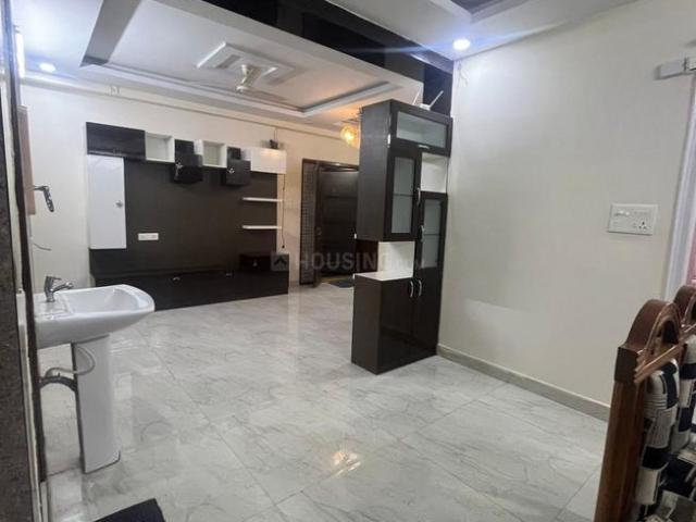 2 BHK Apartment in Raghavendra Colony for rent Hyderabad. The reference number is 20655263