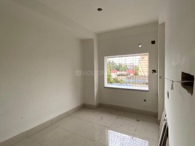 2 BHK Apartment in Rahara for resale Kolkata. The reference number is 21204455