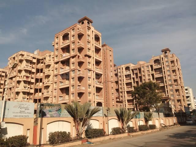 2 BHK Apartment in Rahatani for rent Pune. The reference number is 20409280