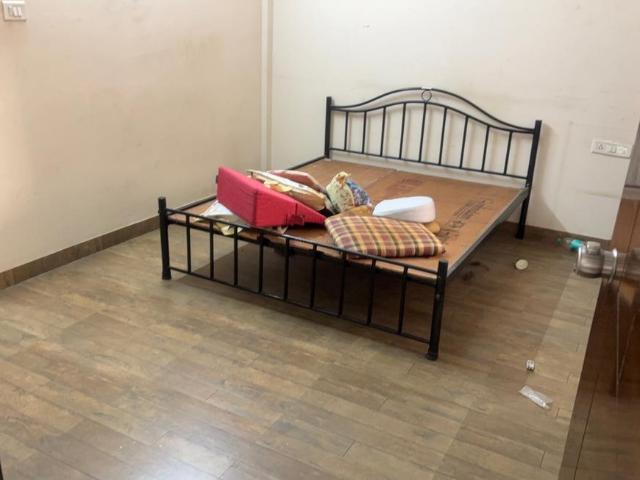 2 BHK Apartment in Rahatani for rent Pune. The reference number is 20516462