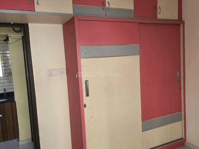2 BHK Apartment in Rahatani for rent Pune. The reference number is 20754016