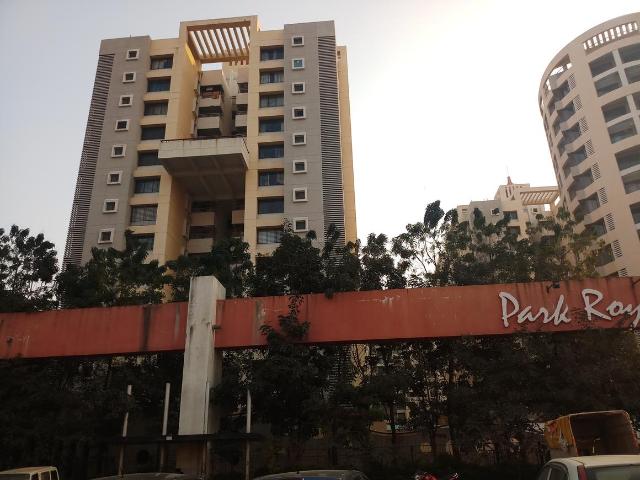 2 BHK Apartment in Rahatani for resale Pune. The reference number is 21015856
