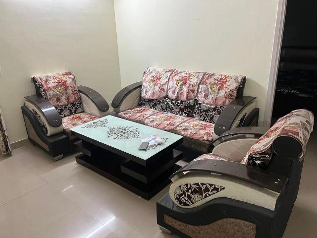 2 BHK Apartment in Raj Nagar Extension for rent Ghaziabad. The reference number is 20747814