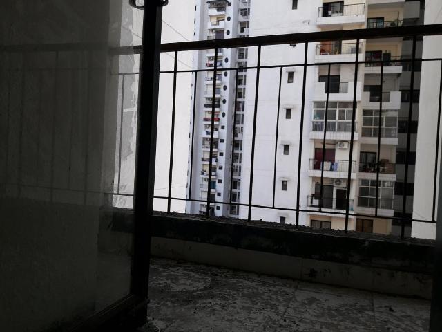 2 BHK Apartment in Raj Nagar Extension for resale Ghaziabad. The reference number is 6266002