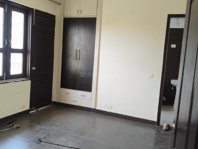 2 BHK Apartment in Raj Nagar Extension for resale Ghaziabad. The reference number is 19398786