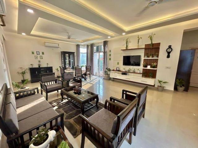 2 BHK Apartment in Raj Nagar Extension for resale Ghaziabad. The reference number is 20570423