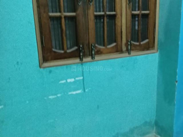 2 BHK Apartment in Rajajipuram for rent Lucknow. The reference number is 21234061