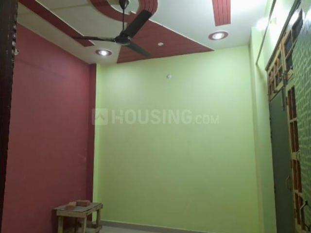 2 BHK Apartment in Rajajipuram for rent Lucknow. The reference number is 21332013