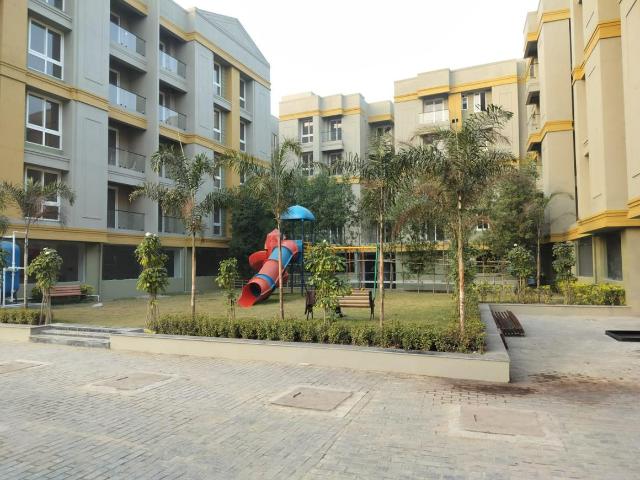 2 BHK Apartment in Rajarhat for rent Kolkata. The reference number is 19860132