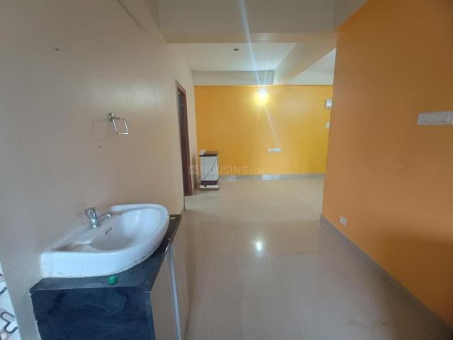 2 BHK Apartment in Rajarhat for rent Kolkata. The reference number is 20787304