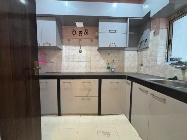 2 BHK Apartment in Rajarhat for rent Kolkata. The reference number is 21407918