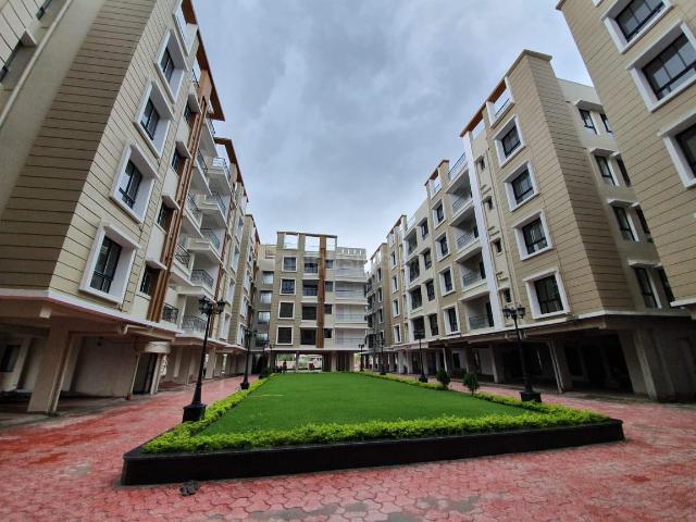 2 BHK Apartment in Rajarhat for resale Kolkata. The reference number is 17958741