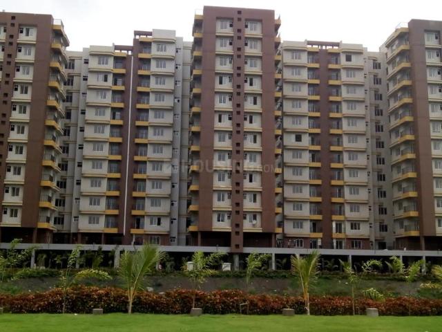 2 BHK Apartment in Rajarhat for resale Kolkata. The reference number is 21173804