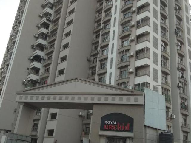 2 BHK Apartment in Rander for resale Surat. The reference number is 8340435