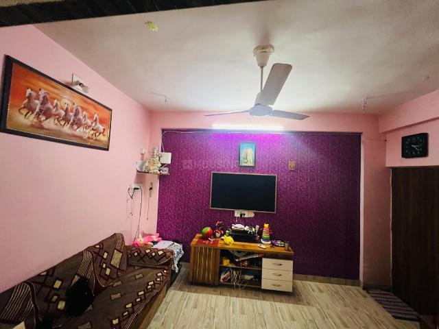 2 BHK Apartment in Ranip for resale Ahmedabad. The reference number is 17373715