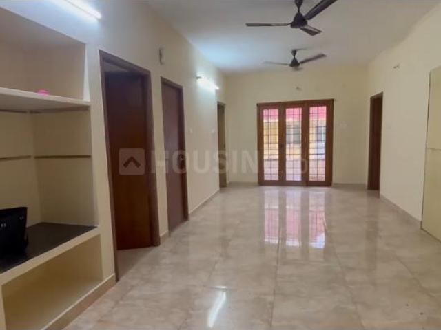 2 BHK Apartment in Reddiarpalayam for rent Puducherry. The reference number is 21380359