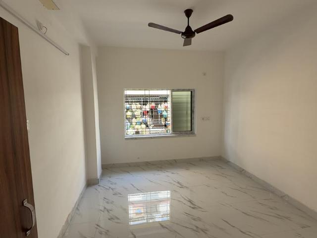 2 BHK Apartment in Regent Park for rent Kolkata. The reference number is 20192747