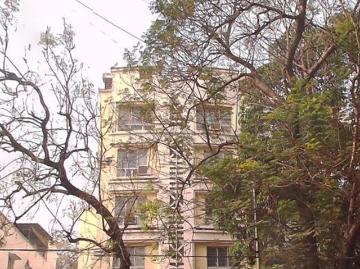 2 BHK Apartment in Regent Park for resale Kolkata. The reference number is 20347293
